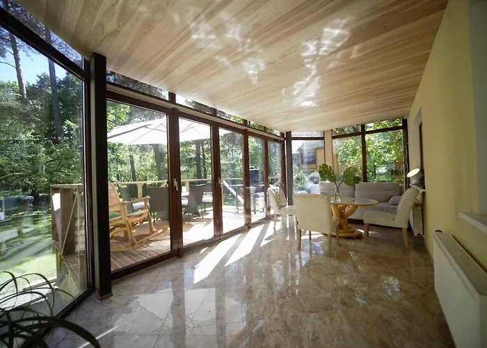 The Paradise House 度假居