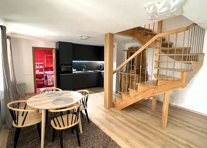 度假居 The Paradise House